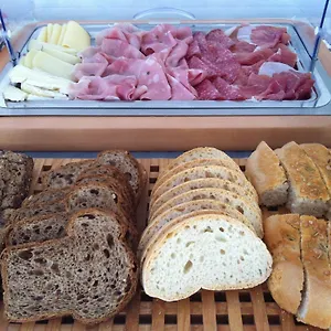 Maree 3*, Cesenatico Italien