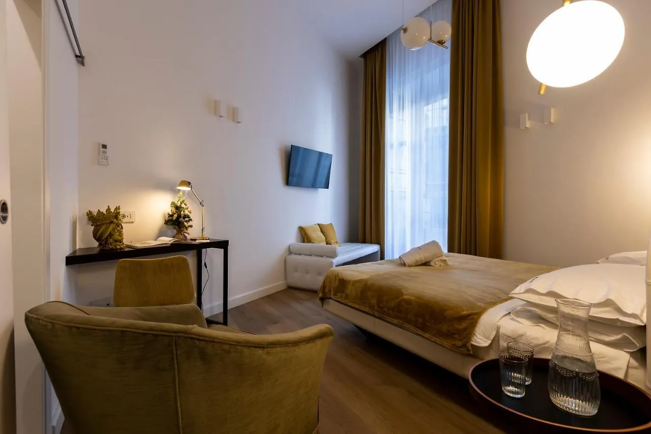 Guest house Vespri Luxury Rooms & Suites Palermo Italy