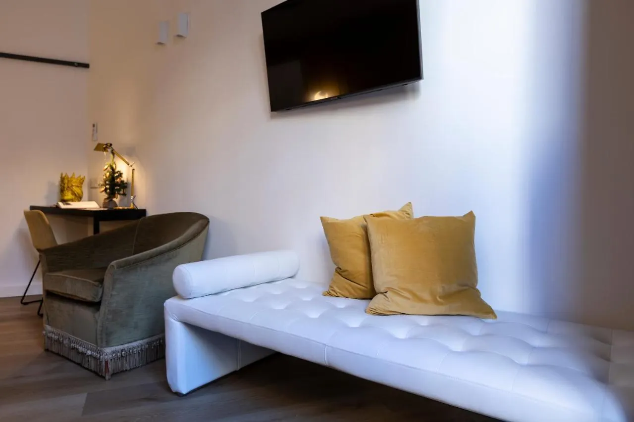Vespri Luxury Rooms & Suites Palermo Guest house