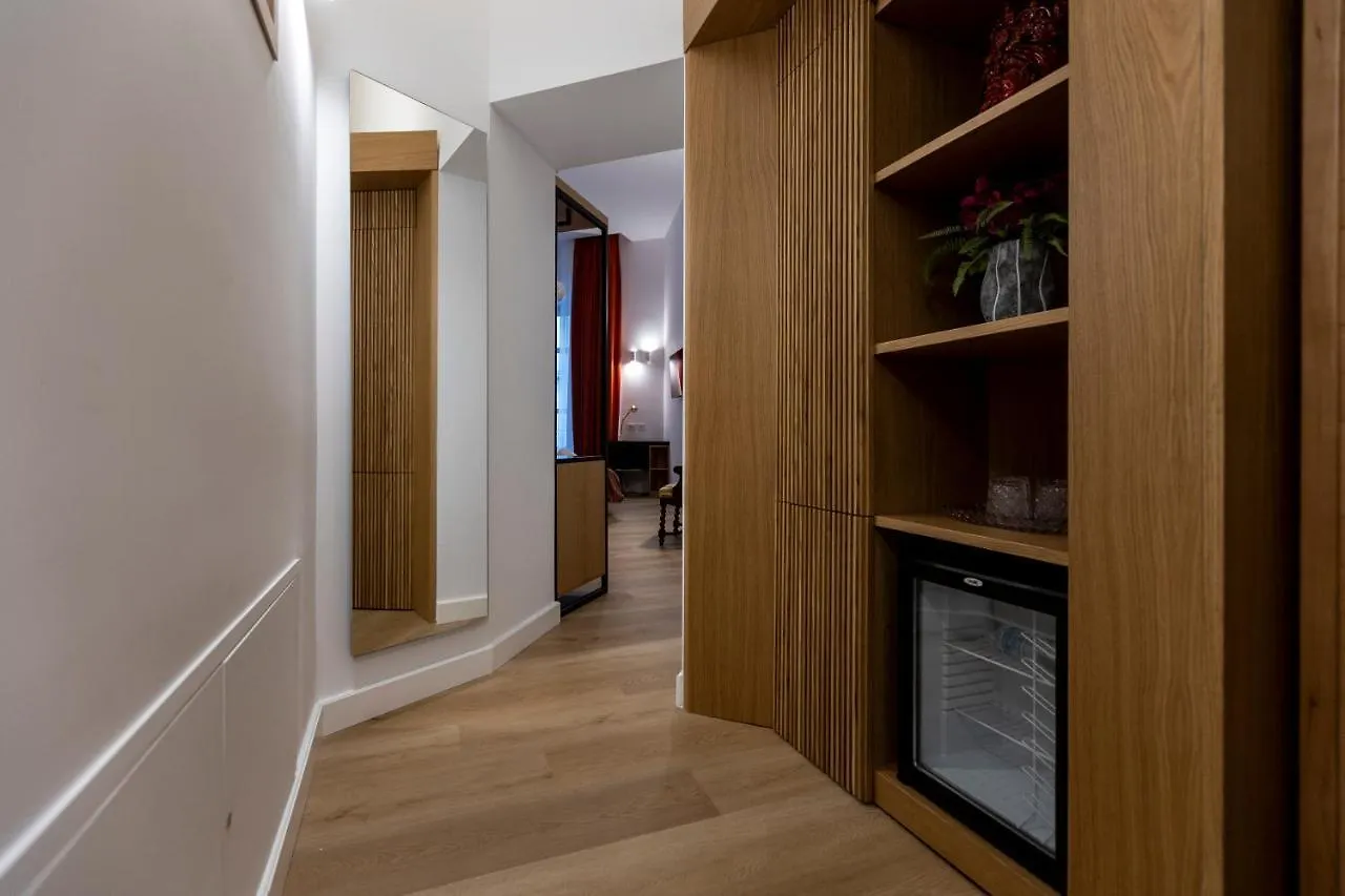 Vespri Luxury Rooms & Suites Palermo 0*,